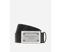 Calfskin belt with branded tag