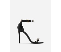 Sandalette aus glänzendem Kalbsleder mit Strass