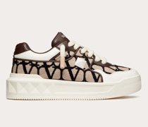 Valentino Garavani ONE STUD LOW-TOP-SNEAKER aus NAPPALEDER und TOILE ICONOGRAPHE-MATERIAL Mann
