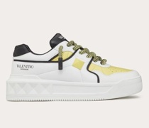 Valentino Garavani ONE STUD LOW-TOP-SNEAKER aus NAPPALEDER Mann