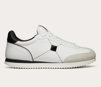 Valentino Garavani STUD AROUND LOW-TOP-SNEAKER aus KALBS- und NAPPALEDER Mann