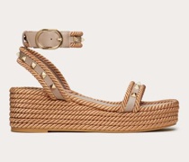 Valentino Garavani ROCKSTUD FLATFORM SANDALEN aus KALBSLEDER,  MM Frau