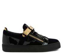 FRANKIE Low-top Sneakers