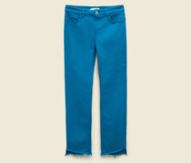 FLARED JEANS MIT OFFENEM SAUM