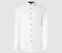 Slim Fit Business-Hemd mit Stretch-Anteil und extra langem Arm