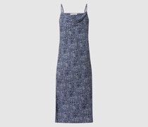 Midikleid mit Spaghettiträgern