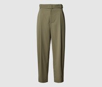 Bundfaltenhose mit Gürtel
