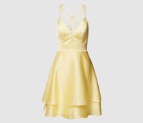 Cocktailkleid mit Herz-Ausschnitt