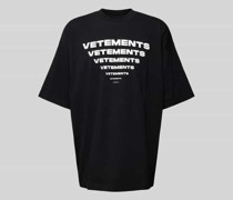 Oversized T-Shirt mit Label-Print