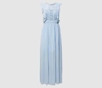 Abendkleid mit Lochmuster