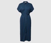 Midikleid mit durchgehender Knopfleiste
