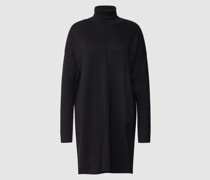 Knielanges Strickkleid mit Rollkragen Modell 'STINIAA'