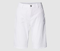 Chino-Shorts mit Allover-Print