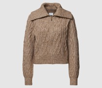 Strickjacke mit Zopfmuster Modell 'SOLANGE'