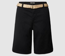 Shorts mit Gürtel
