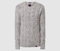 Pullover mit Zopfmuster