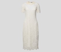 Midikleid aus Häkelspitze