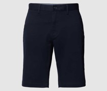 Shorts in unifarbenem Design