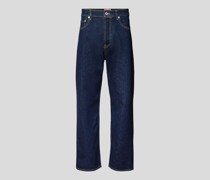 Straight Fit Jeans mit Kontrastnähten