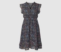 Midikleid mit Smok-Details