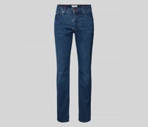Straight Fit Jeans mit Label-Patch Modell 'CHUCK'