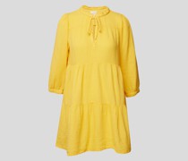 Minikleid mit Strukturmuster