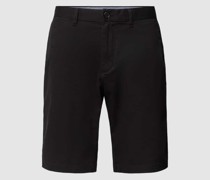 Shorts in unifarbenem Design