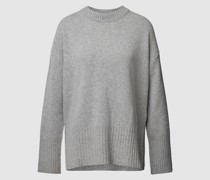 Strickpullover mit Seitenschlitzen Modell 'LOUNGE'