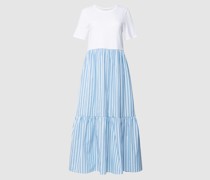 Midikleid mit Streifenmuster