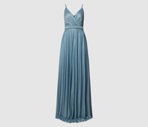 Abendkleid in schimmernder Optik