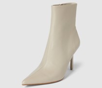 Stiefeletten mit Pfennigabsatz