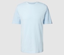 T-Shirt mit Label-Detail Modell 'BASIC'