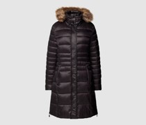 Steppjacke mit Label-Detail