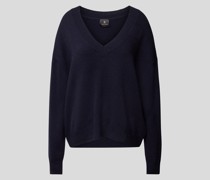 Pullover mit V-Ausschnitt