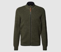 Strickjacke mit Stehkragen