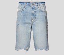 Jeansshorts im Destroyed-Look