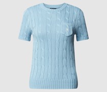 Strickpullover mit Zopfmuster