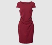 Cocktailkleid mit Raffungen