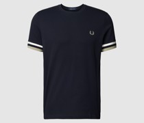 T-Shirt mit Label-Stitching
