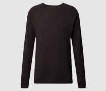 Strickpullover mit Label-Patch Modell 'HILL'