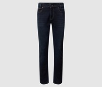 Modern Fit Jeans mit Stretch-Anteil Modell 'Batu'
