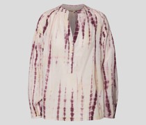 Bluse im Batik-Look