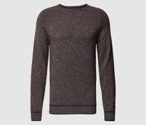 Strickpullover mit Rundhalsausschnitt
