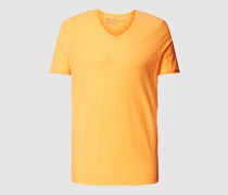 T-Shirt mit V-Ausschnitt