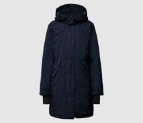 Jacke mit Kapuze