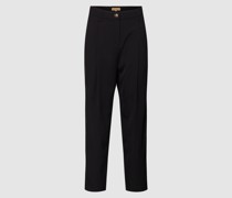 Stoffhose mit seitlichen Eingrifftaschen