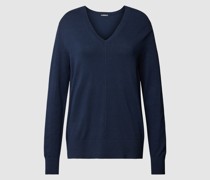 Strickpullover mit V-Ausschnitt
