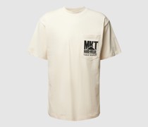 T-Shirt mit Rundhalsausschnitt und Brusttasche