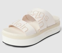 Sandalen mit Plateausohle und Label-Detail