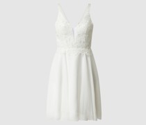 Brautkleid mit Strasssteinen